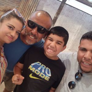 Meet your Posher, Christian